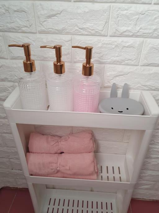 Arex Hongik Univ Unit 201 Apartment *